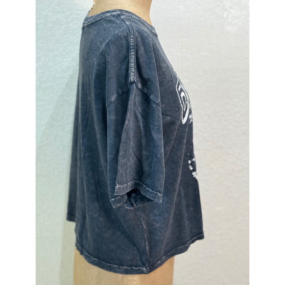 Rustee Brave Soul Tiger Graphic T-Shirt Crop Medium Acid Wash Gray Womens NWOT - Picture 4 of 9